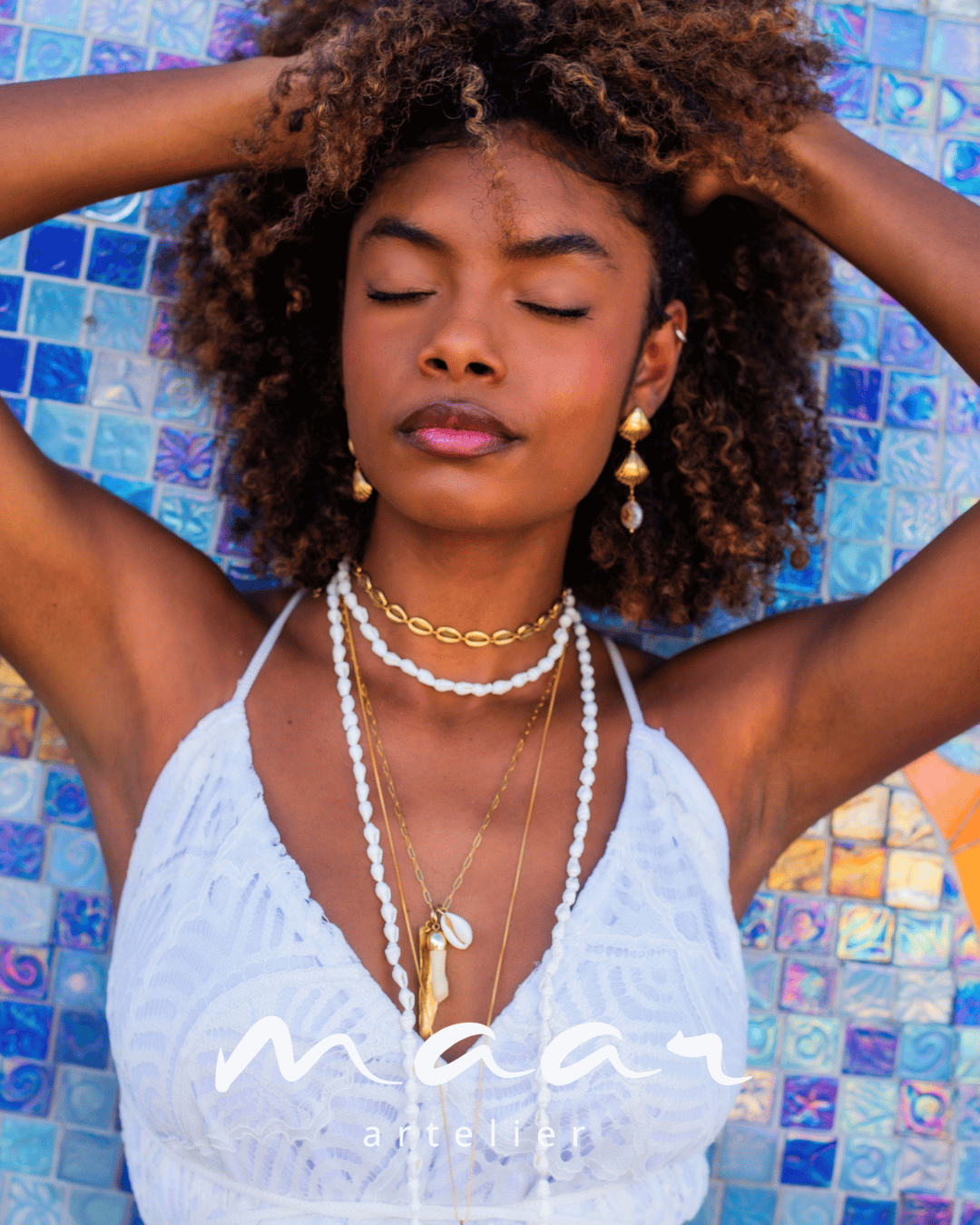 Salvador choker